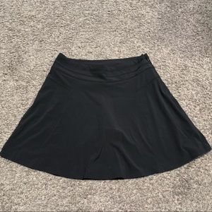 Like new Athleta Tennis Skirt size 12